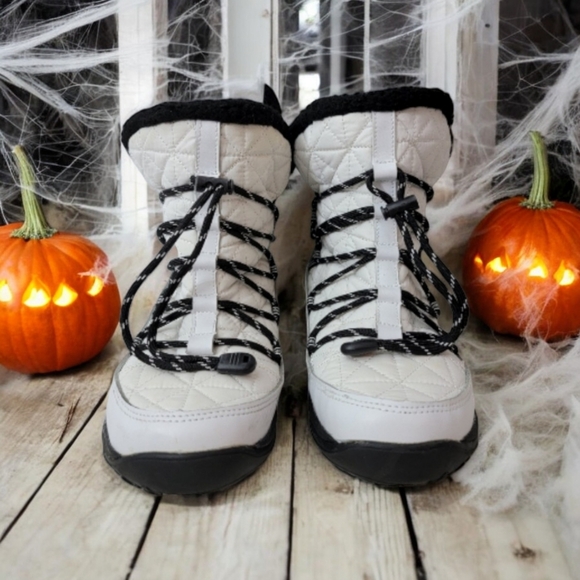 Bear Paw women's size 7 nylon upper wool blend lining. See more - Picture 1 of 10